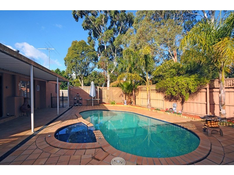 6 Ryan Street, Seaford VIC 3198