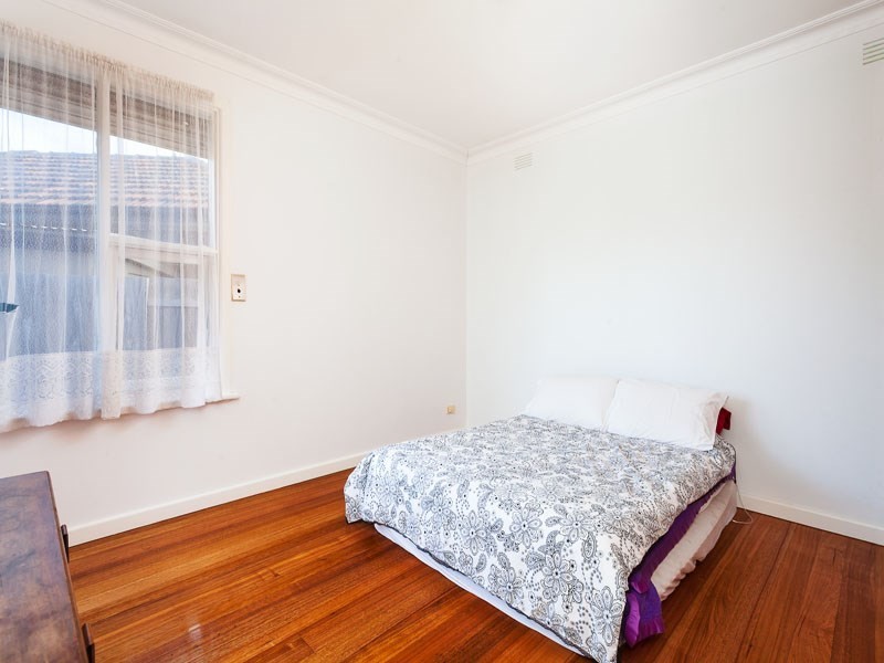 35 Booker Street, Cheltenham VIC 3192