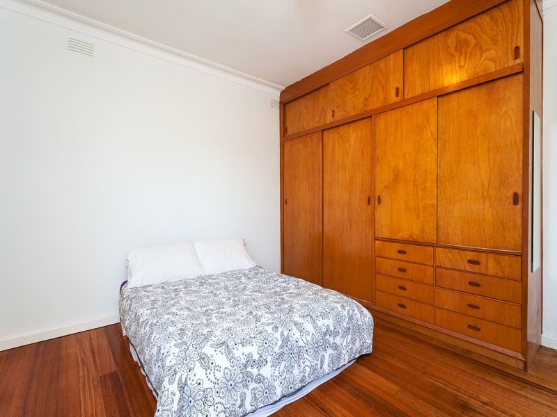 35 Booker Street, Cheltenham VIC 3192