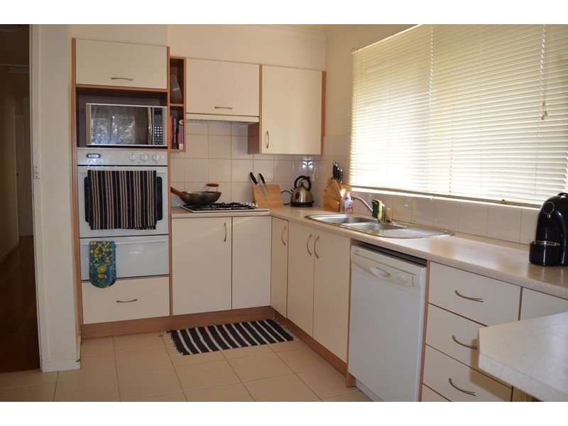 1/3 Eagland Road, Cheltenham VIC 3192