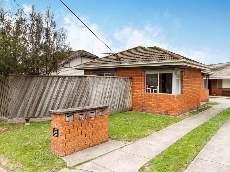 2/4 Centre Dandenong Road, Cheltenham VIC 3192