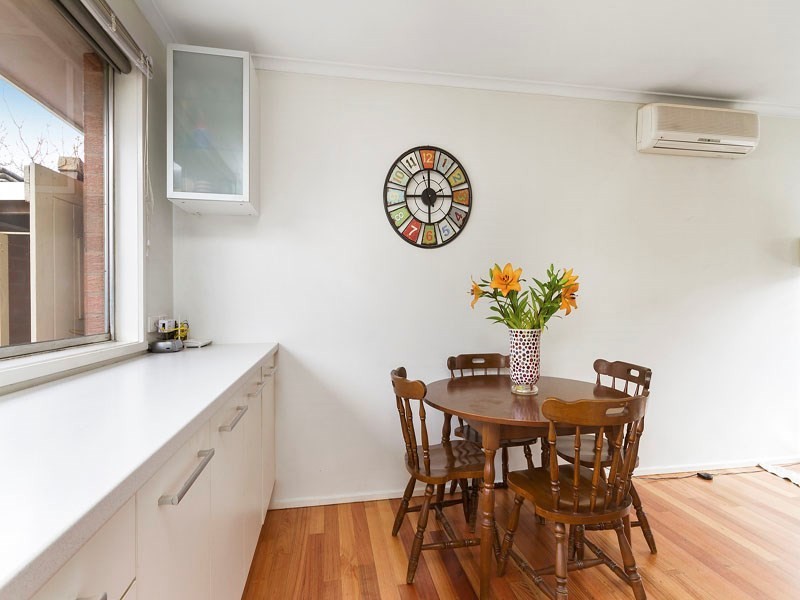 2/4 Centre Dandenong Road, Cheltenham VIC 3192