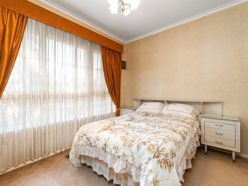 76 Centre Dandenong Road, Cheltenham VIC 3192