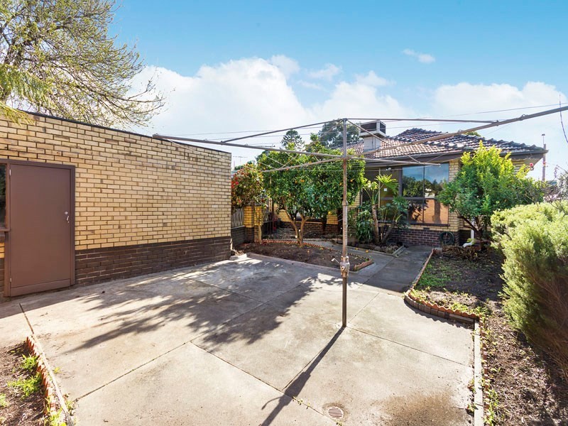 76 Centre Dandenong Road, Cheltenham VIC 3192