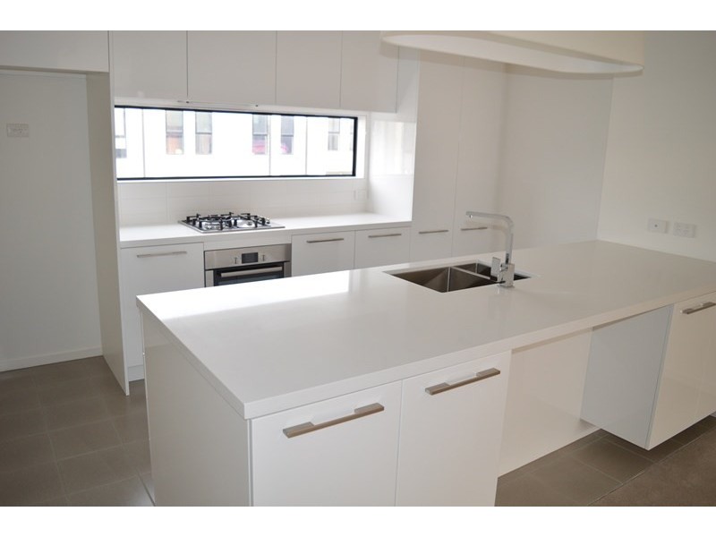 74 Central Park Walk, Cheltenham VIC 3192