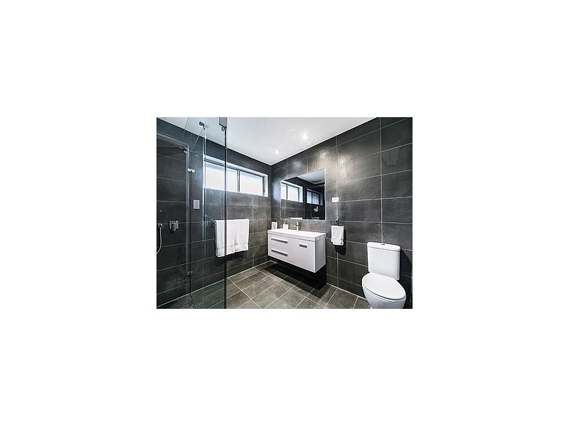 58 Snowdon Drive, Cheltenham VIC 3192