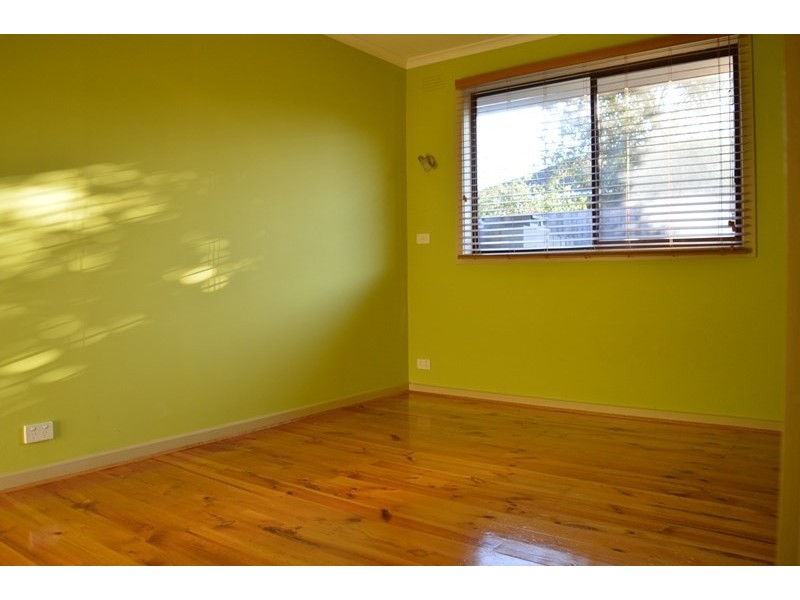 2/44 Warren Road, Cheltenham VIC 3192