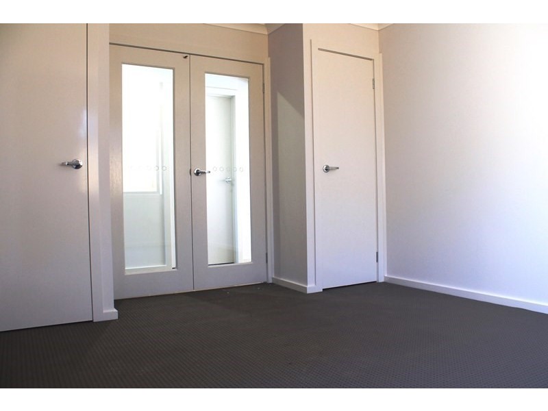 34 Solitude Crescent, Point Cook VIC 3030