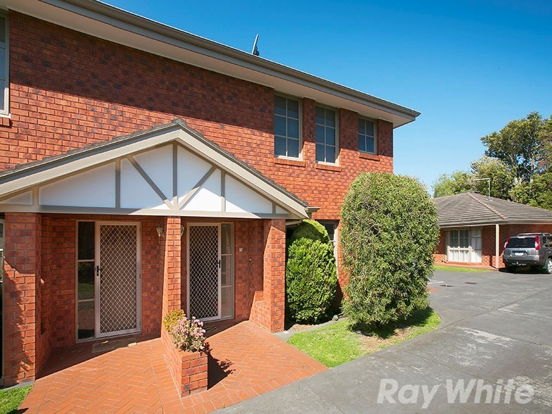 13/15A Wattle Grove, Mckinnon VIC 3204
