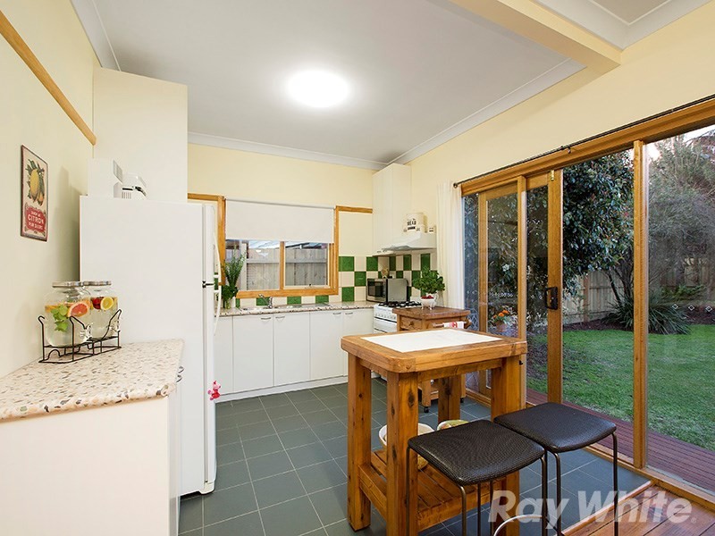 129 Kinross Avenue, Edithvale VIC 3196