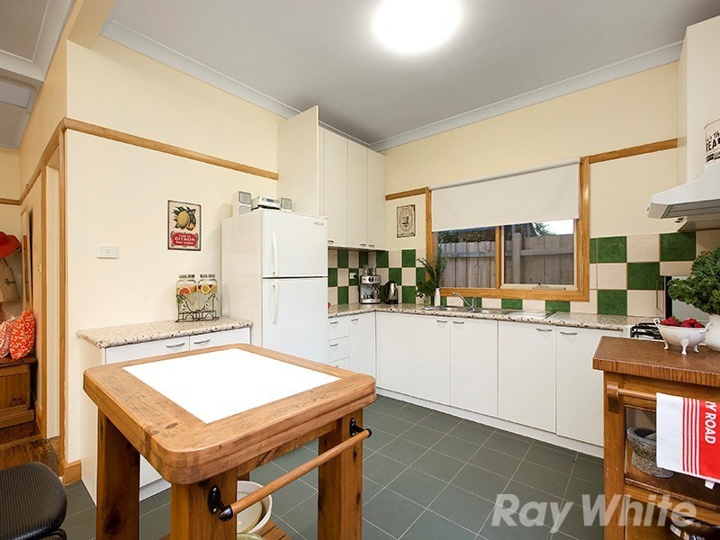 129 Kinross Avenue, Edithvale VIC 3196