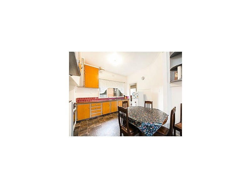 23 Heather Grove, Cheltenham VIC 3192
