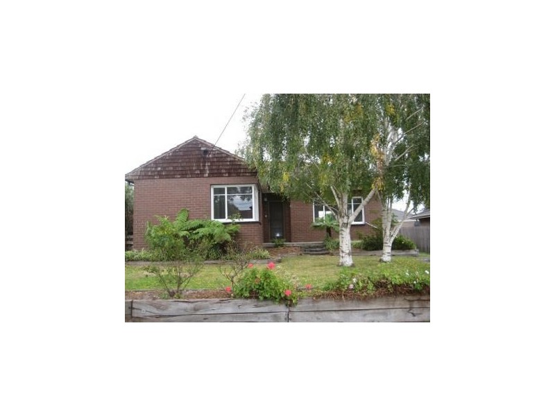 19 Axelton Street, Cheltenham VIC 3192