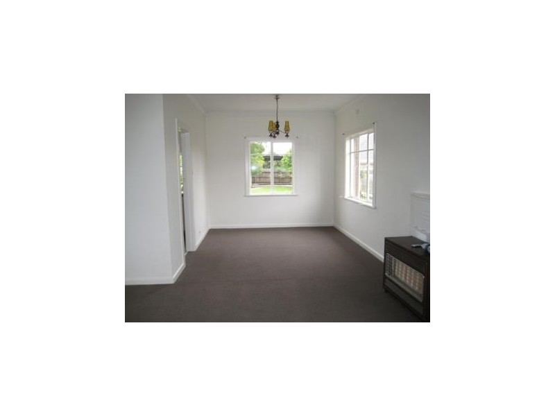 19 Axelton Street, Cheltenham VIC 3192