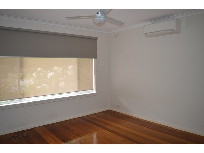 7 Lincoln Drive, Cheltenham VIC 3192