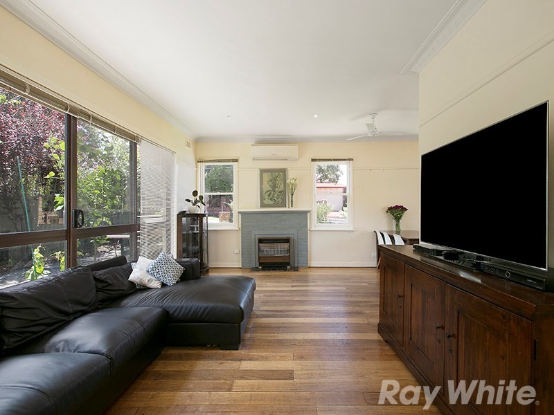 5 Wembley Avenue, Cheltenham VIC 3192