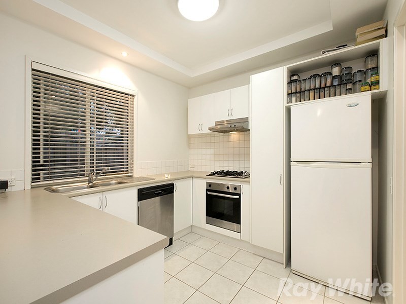 3 Kingsland Close, Dingley Village VIC 3172