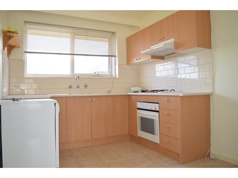 11/2A Gillman Street, Cheltenham VIC 3192
