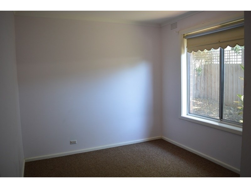 4/1-3 Radcliffe Avenue, Cheltenham VIC 3192