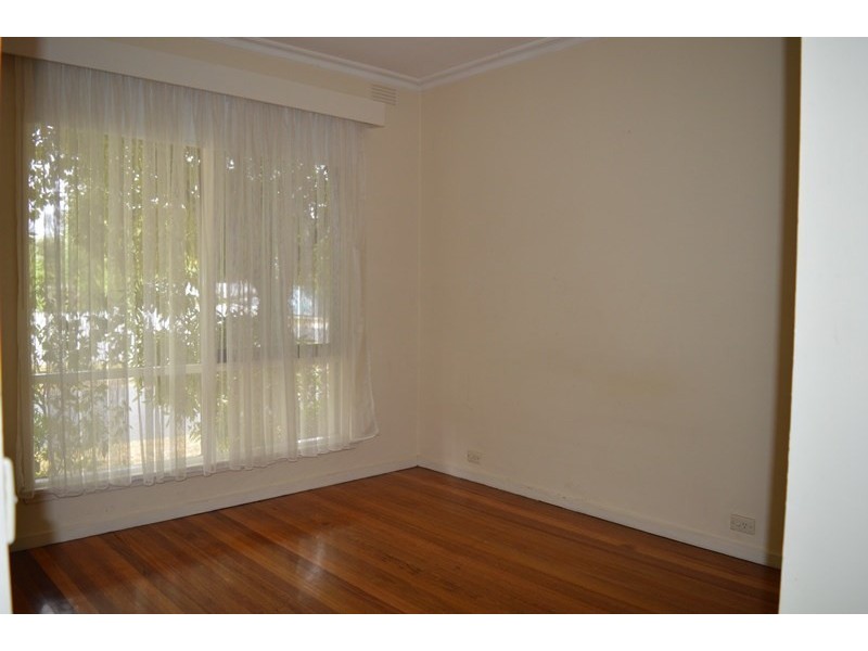 2/18 Jack Road, Cheltenham VIC 3192