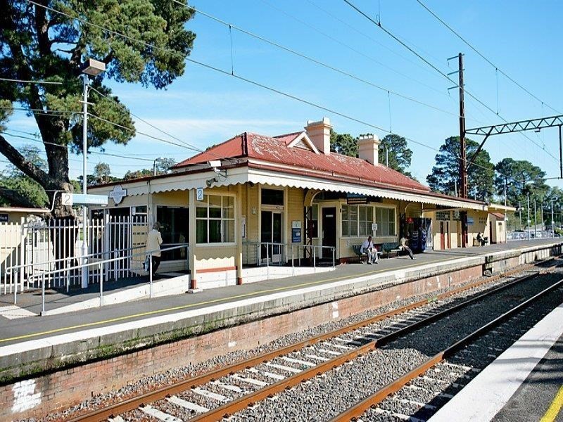 111 Weatherall Road, Cheltenham VIC 3192