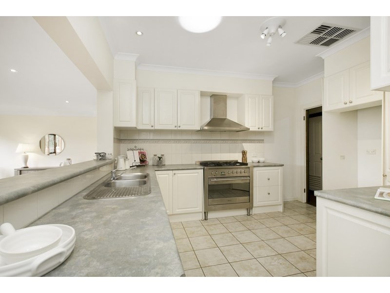 362 Warrigal Road, Cheltenham VIC 3192