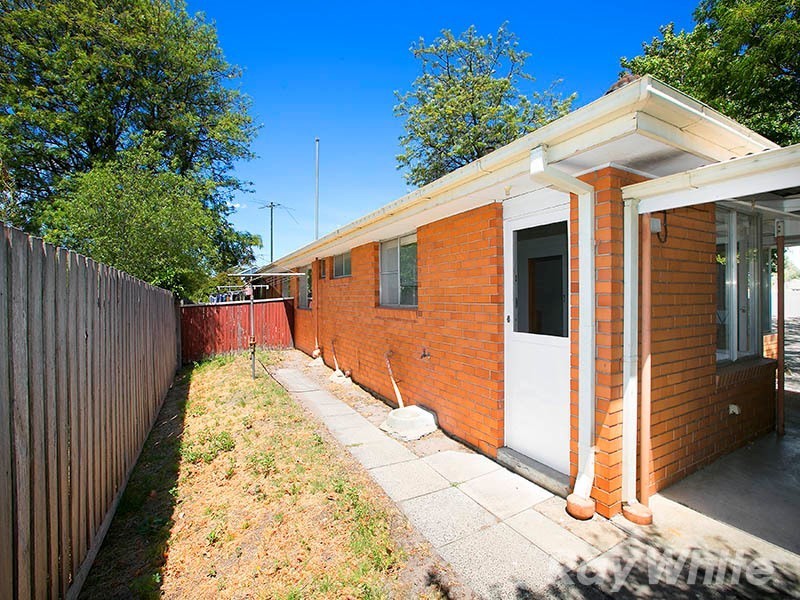 9A Tomar Court, Cheltenham VIC 3192