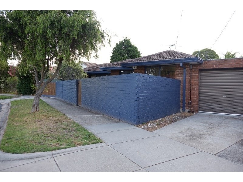2/94 Devon Street, Cheltenham VIC 3192