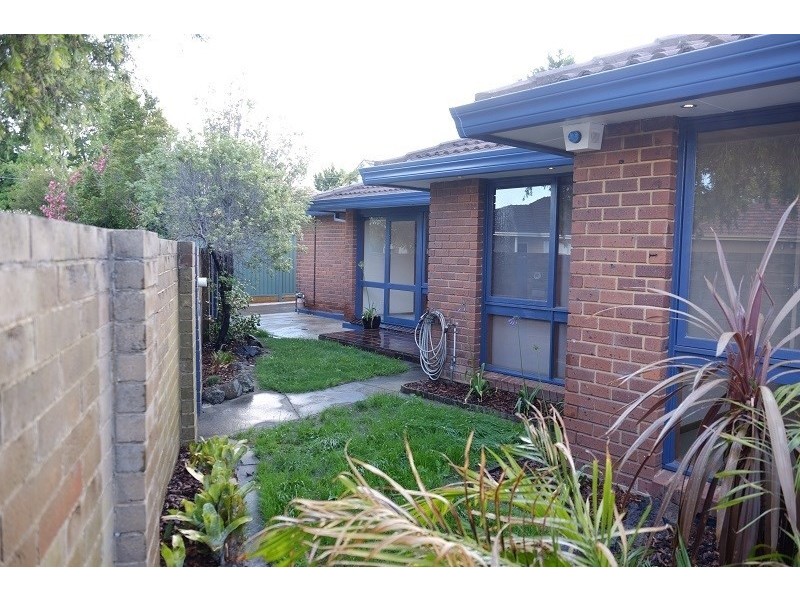 2/94 Devon Street, Cheltenham VIC 3192