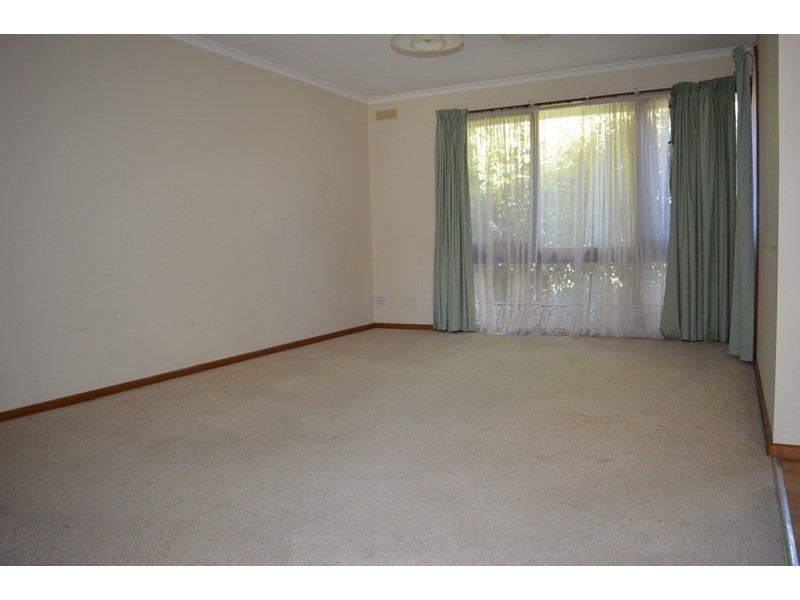 8 Ridder Court, Dingley Village VIC 3172