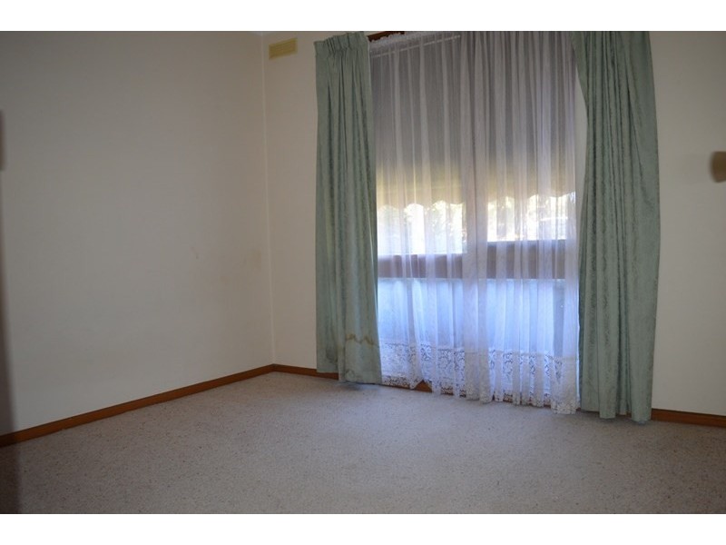 8 Ridder Court, Dingley Village VIC 3172