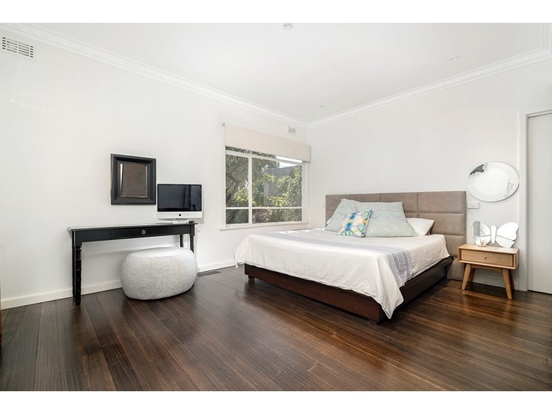 90 Cromer Road, Beaumaris VIC 3193