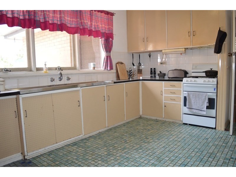 228 East Boundary Road, Bentleigh East VIC 3165