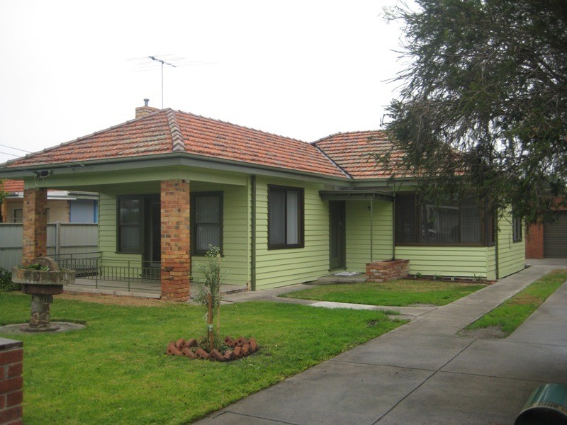 221 Warrigal Road, Cheltenham VIC 3192
