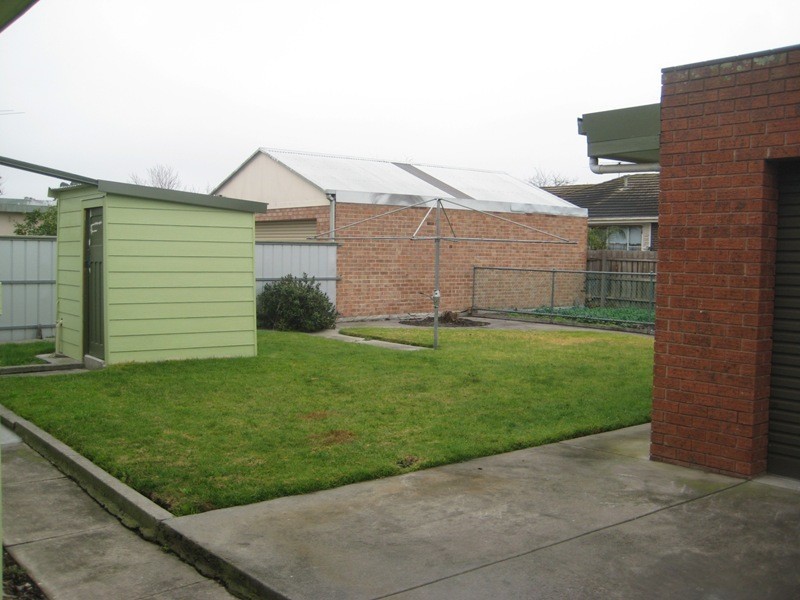 221 Warrigal Road, Cheltenham VIC 3192