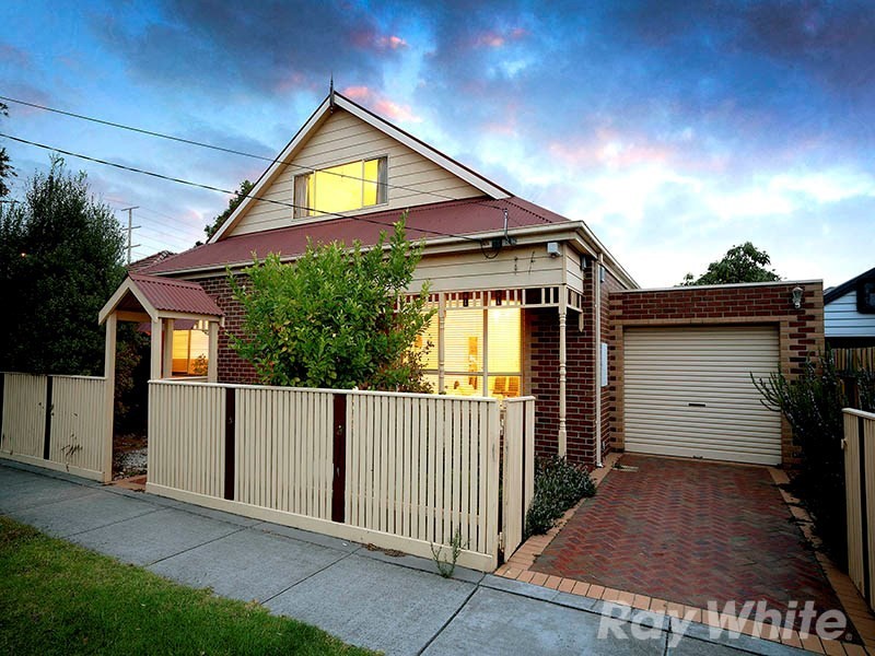 132 Devon Street, Cheltenham VIC 3192