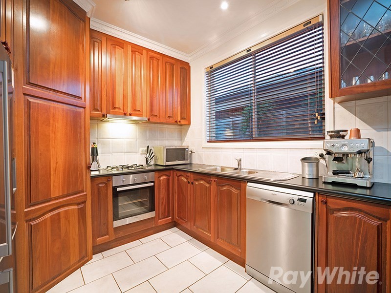 132 Devon Street, Cheltenham VIC 3192