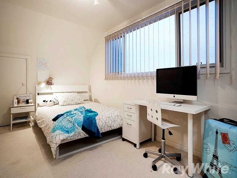 132 Devon Street, Cheltenham VIC 3192