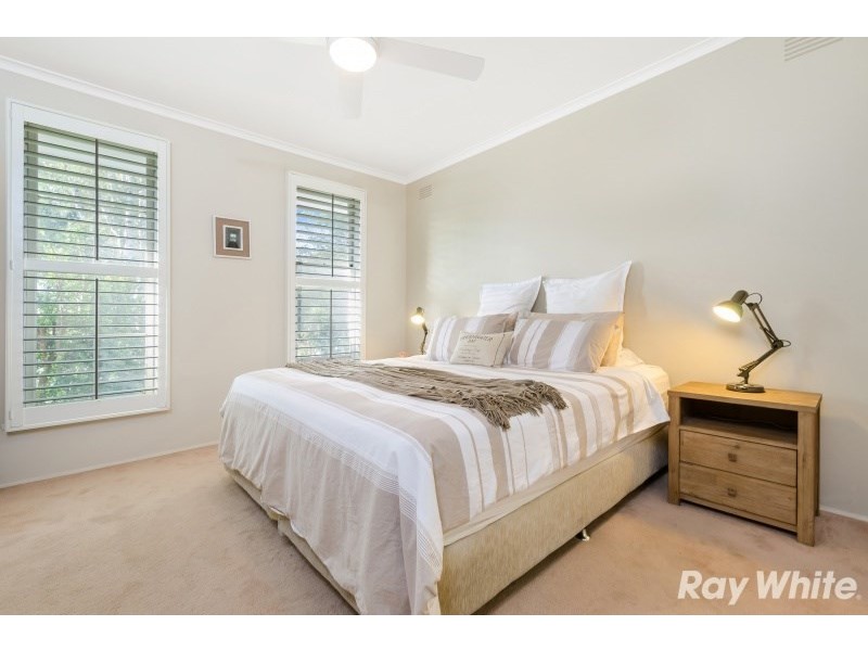 2 Brett Court, Cheltenham VIC 3192