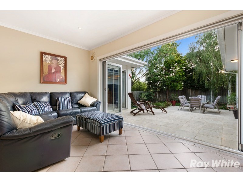 2 Brett Court, Cheltenham VIC 3192