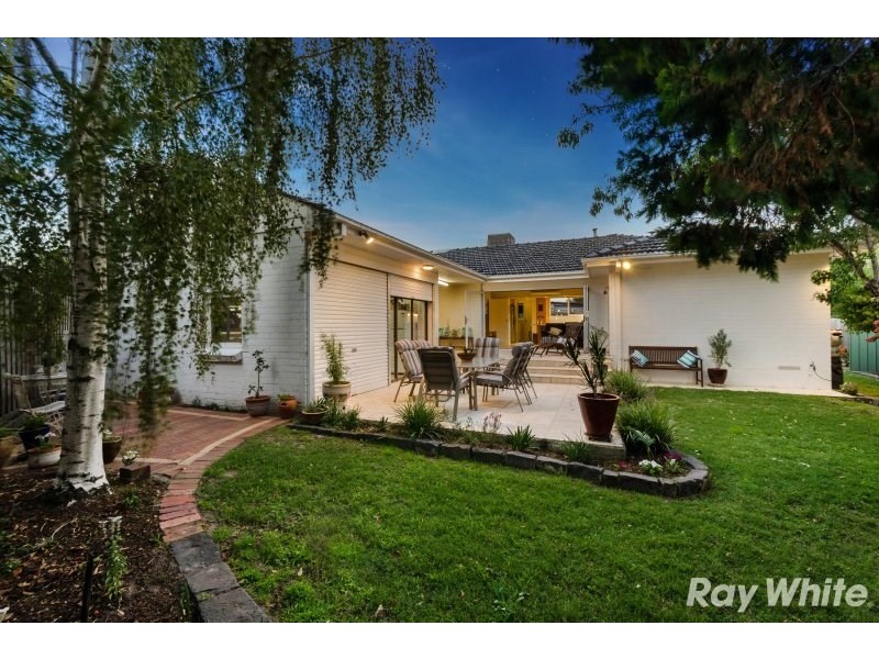 2 Brett Court, Cheltenham VIC 3192