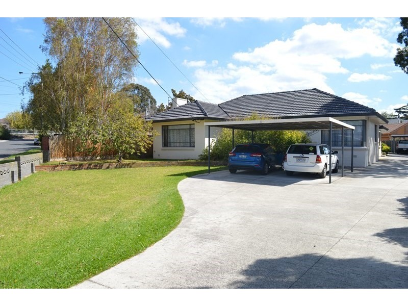 1/7 Barker Street, Cheltenham VIC 3192