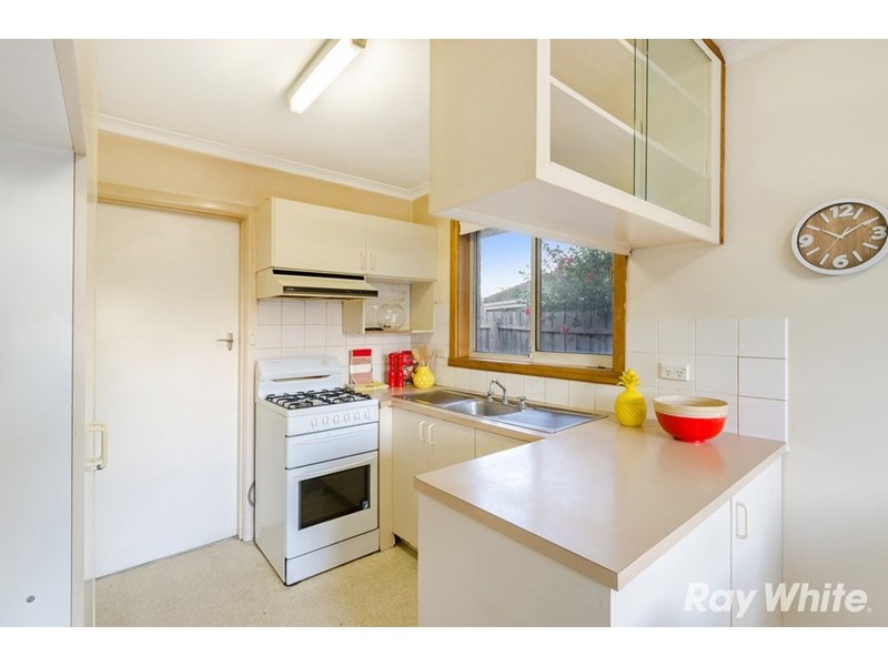 24 Lincoln Drive, Cheltenham VIC 3192