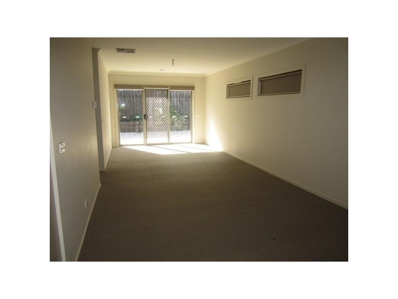 11/65-67 Tootal Road, Dingley Village VIC 3172