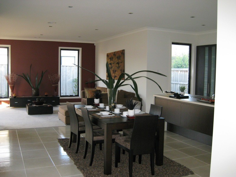 18 Burdekin Drive, Waterways VIC 3195