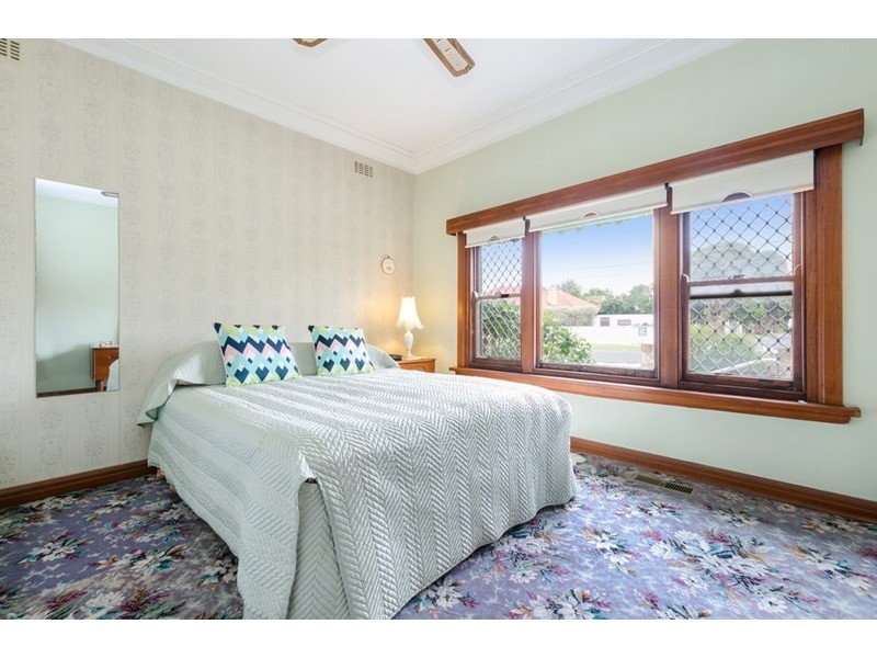 12 Ward Street, Cheltenham VIC 3192