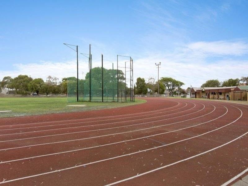 12 Ward Street, Cheltenham VIC 3192