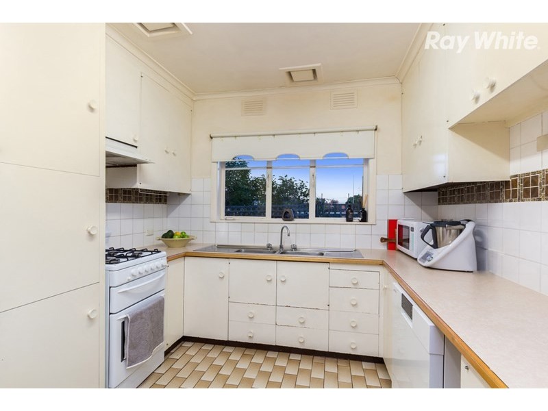 2 Wilson Street, Cheltenham VIC 3192