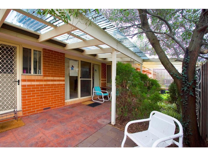2/3 Nursery Place, Dingley Village VIC 3172