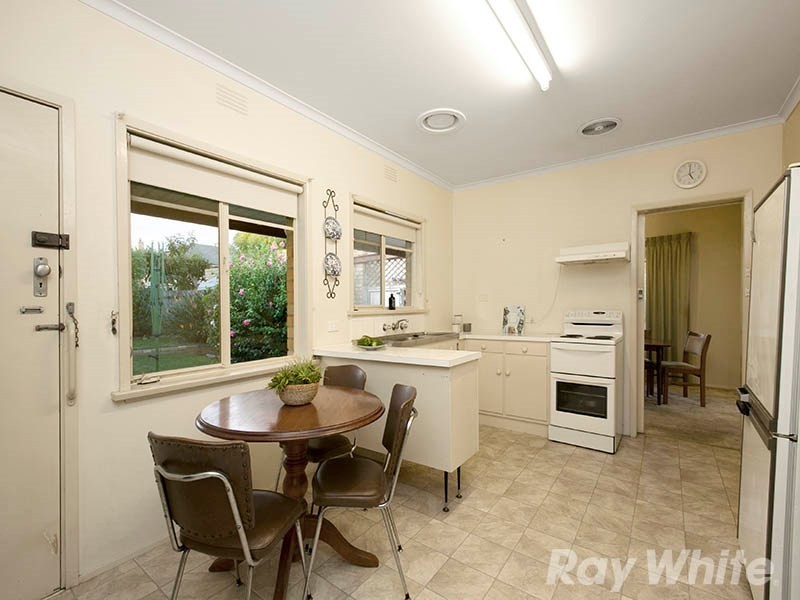 11 Mayne Street, Cheltenham VIC 3192